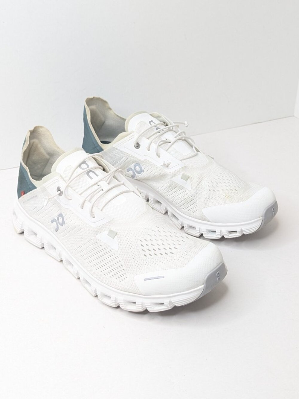 On Cloud 6 Coast Athletic Sneakers Ivory Olive Mens 10